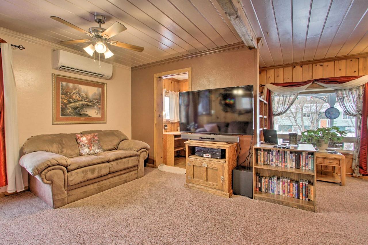 Cozy Home With Hot Tub Half Mi To Salmon River! Exterior foto