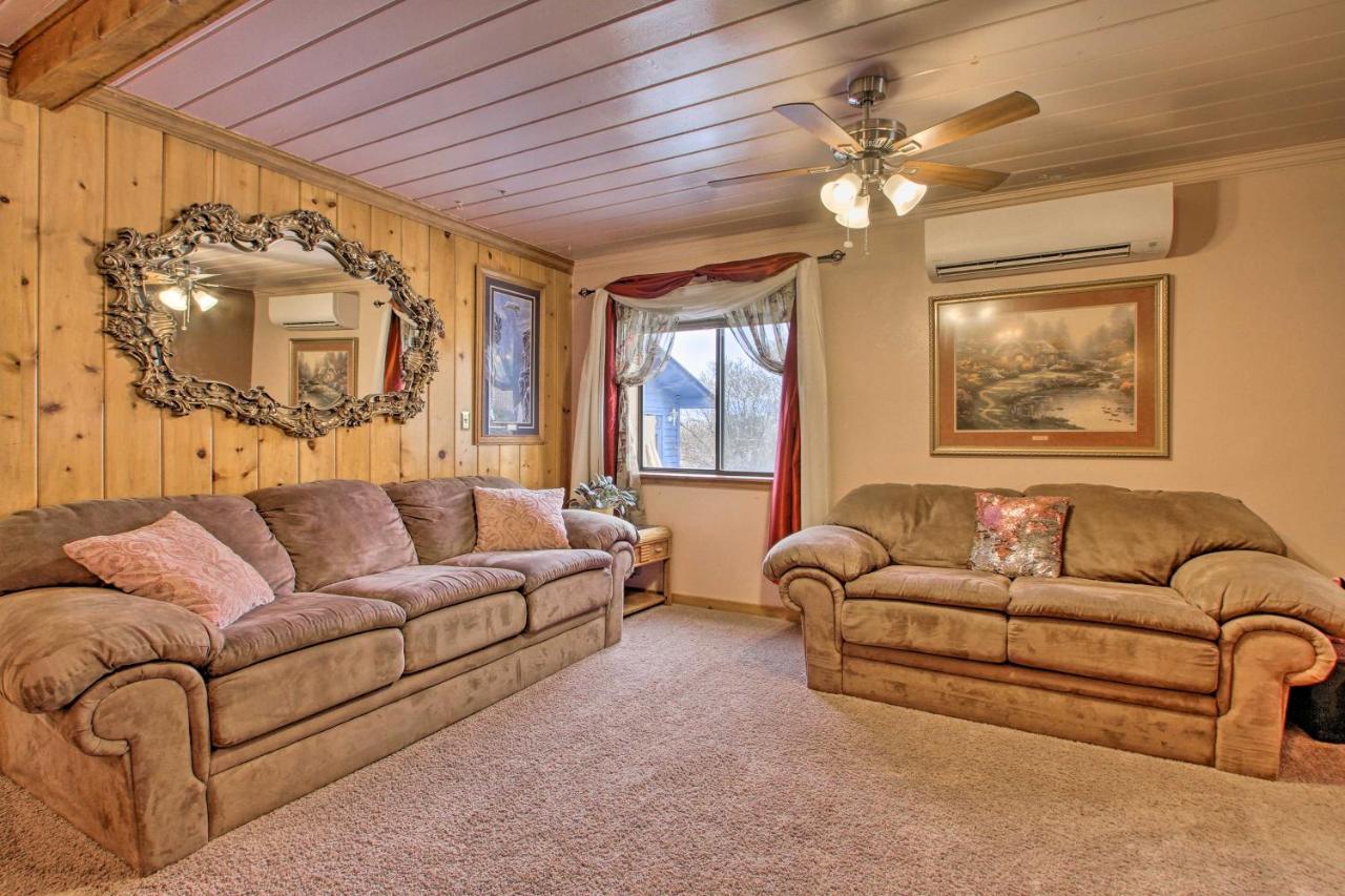 Cozy Home With Hot Tub Half Mi To Salmon River! Exterior foto
