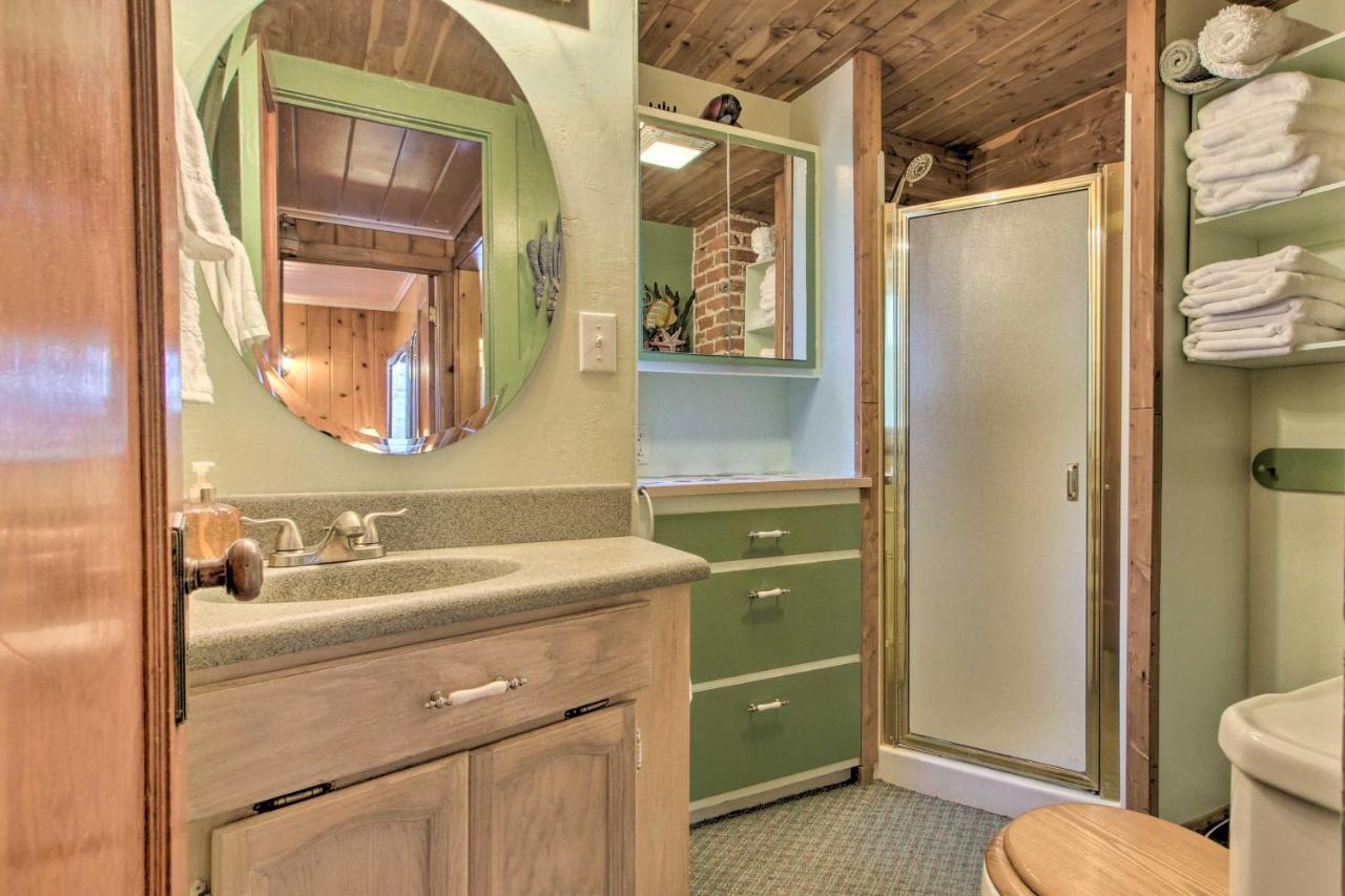 Cozy Home With Hot Tub Half Mi To Salmon River! Exterior foto