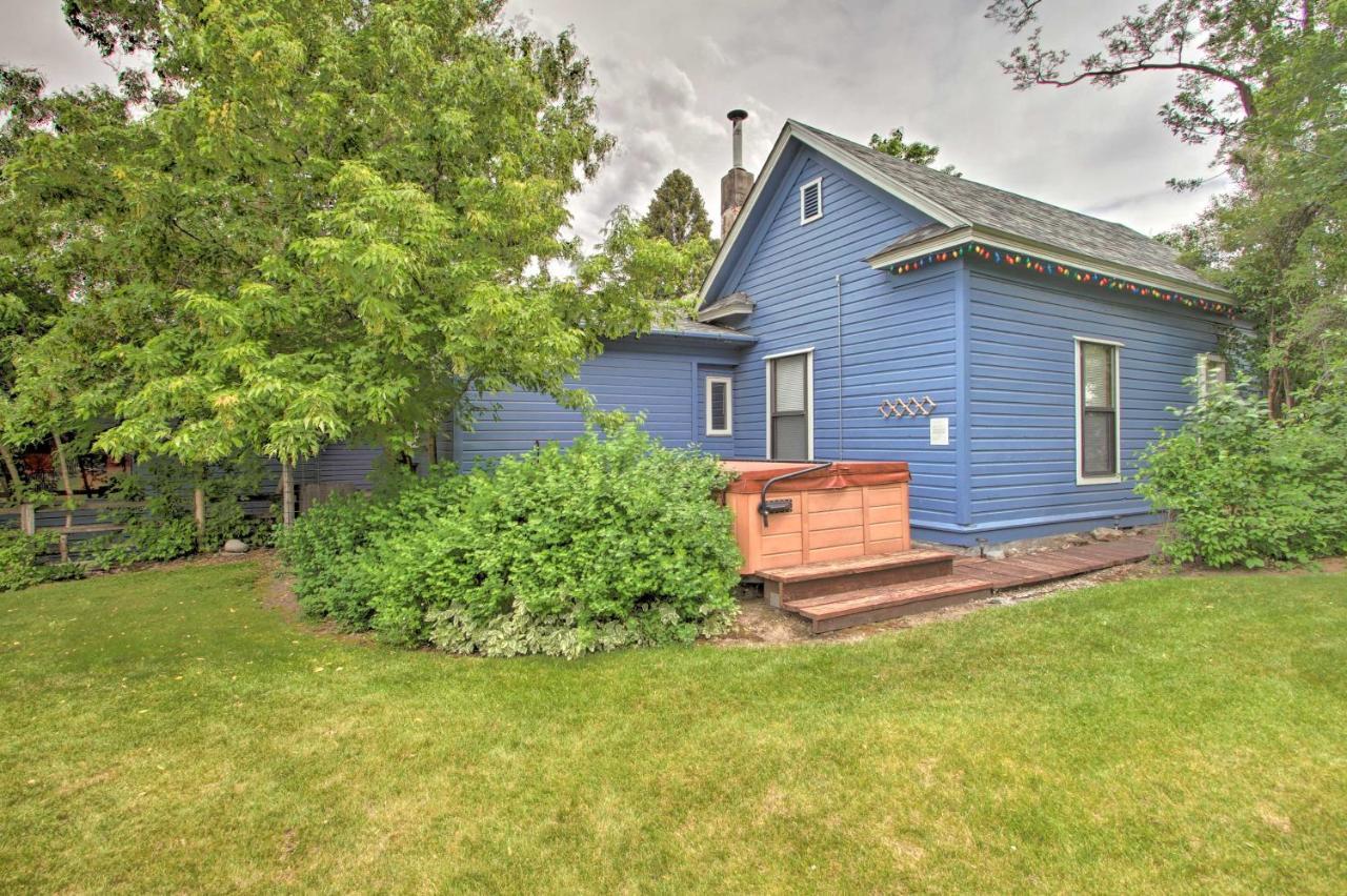 Cozy Home With Hot Tub Half Mi To Salmon River! Exterior foto